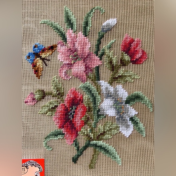 Butterfly Flowers PreWorked VTG NOS Dritz 2606/2 Needlepoint Madeira 13x15 - Picture 2 of 5